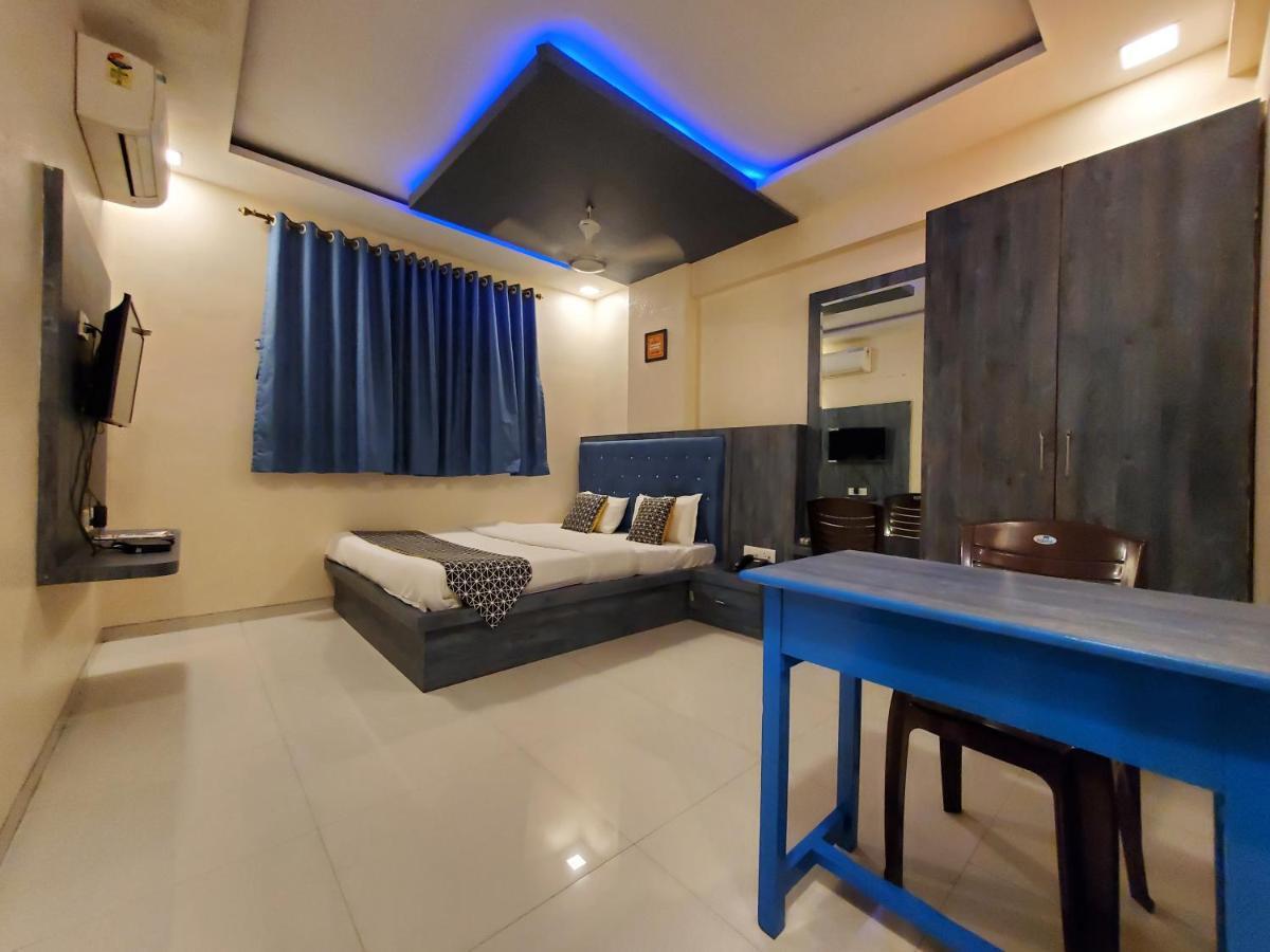Hotel Mari Aai Residency Navi Mumbai Exterior photo