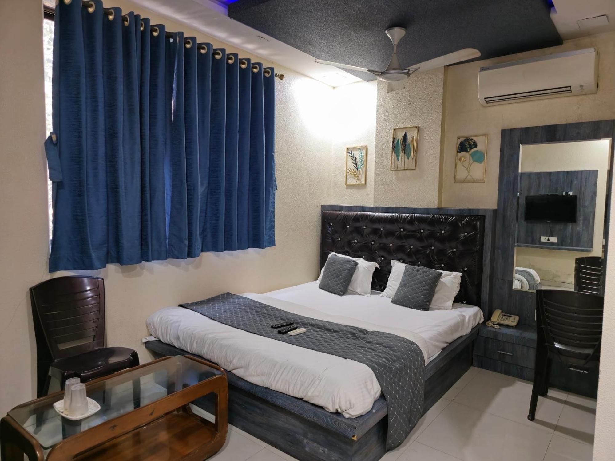 Hotel Mari Aai Residency Navi Mumbai Room photo